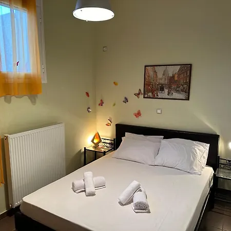 Adamantia Villa Íszthmia